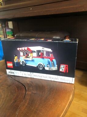 LEGO ICONS FOOD TRUCK